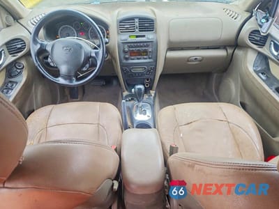 Zdjęcie 8 z 13 samochodu: 2005 HYUNDAI SANTA FE GLS VIN:KM8SC73D05U955092 - miniatura