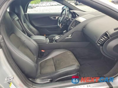 Zdjęcie 10 z 13 samochodu: 2017 JAGUAR F-TYPE VIN:SAJWA6ET9H8K44418 - miniatura