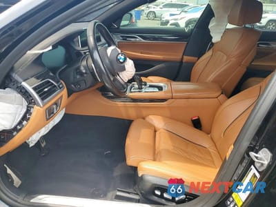 Zdjęcie 7 z 13 samochodu: 2022 BMW 750 XI VIN:WBA7U2C02NCJ34070 - miniatura