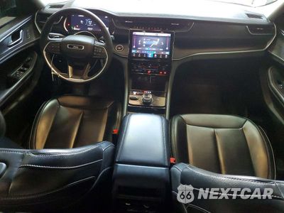 Zdjęcie 8 z 13 samochodu: 2023 JEEP GRAND CHEROKEE LIMITED VIN:1C4RJHBG5PC543222 - miniatura
