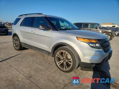 Czwarte zdjęcie samochodu z boku: 2015 FORD EXPLORER SPORT VIN:1FM5K8GT5FGB31757 - miniatura