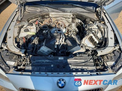 Zdjęcie 11 z 12 samochodu: 2013 BMW M5 VIN:WBSFV9C59DD097018 - miniatura