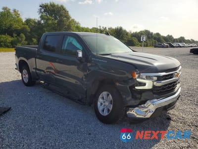 Czwarte zdjęcie samochodu z boku: 2025 CHEVROLET SILVERADO C1500 LT VIN:3GCPACEK9SG204169 - miniatura