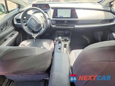 Zdjęcie 8 z 13 samochodu: 2026 TOYOTA PRIUS LE VIN:JTDACAAU7T3066342 - miniatura