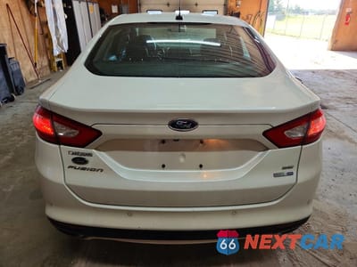 Zdjęcie 6 z 12 samochodu: 2014 FORD FUSION SE VIN:3FA6P0T97ER280271 - miniatura