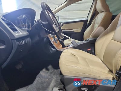 Zdjęcie 7 z 13 samochodu: 2017 VOLVO XC60 T5 INSCRIPTION VIN:YV440MRU9H2021294 - miniatura