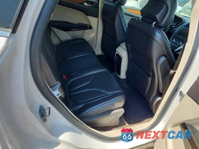 Zdjęcie 11 z 13 samochodu: 2019 LINCOLN MKC SELECT VIN:5LMCJ2C9XKUL02674 - miniatura
