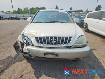 Piąte zdjęcie samochodu w środku: 2001 LEXUS RX 300 VIN:JTJHF10U910166851 - miniatura