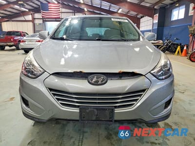 Piąte zdjęcie samochodu w środku: 2015 HYUNDAI TUCSON GLS VIN:KM8JTCAFXFU102189 - miniatura