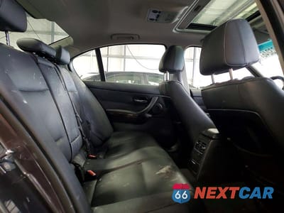 Zdjęcie 10 z 12 samochodu: 2007 BMW 335 XI VIN:WBAVD53567AV14208 - miniatura