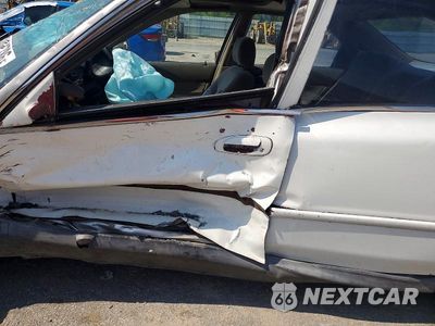 Zdjęcie 7 z 12 samochodu: 1997 HONDA ACCORD SE VIN:1HGCD5605VA049235 - miniatura