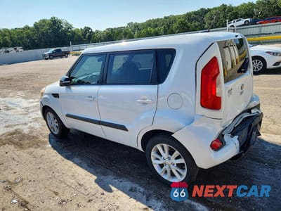 Drugie zdjęcie samochodu z przodu: 2013 KIA SOUL + VIN:KNDJT2A60D7573200 - miniatura