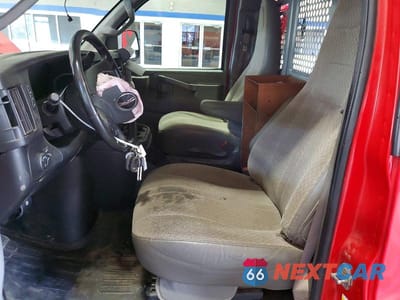 Zdjęcie 7 z 13 samochodu: 2020 GMC SAVANA G2500 VIN:1GTW7AFG9L1223135 - miniatura