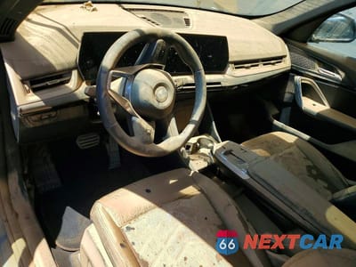 Zdjęcie 8 z 12 samochodu: 2023 BMW X1 XDRIVE28I VIN:WBX73EF09P5Y03089 - miniatura