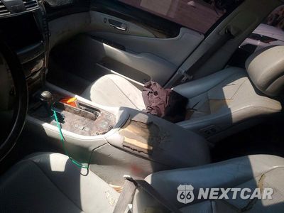 Zdjęcie 8 z 11 samochodu: 2007 LEXUS LS 460 VIN:JTHBL46F975025025 - miniatura