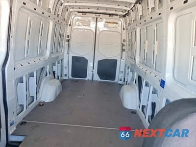 Zdjęcie 10 z 13 samochodu: 2021 MERCEDES-BENZ SPRINTER 2500 DELIVERY VAN VIN:W1Y40CHY7MT056739 - miniatura