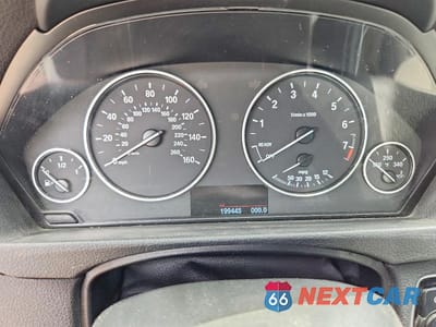 Zdjęcie 9 z 12 samochodu: 2015 BMW 320 I VIN:WBA3B1C56FK135840 - miniatura