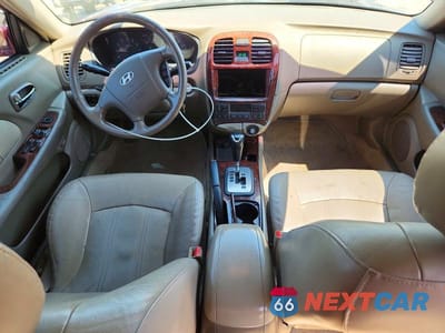 Zdjęcie 8 z 12 samochodu: 2004 HYUNDAI SONATA GLS/LX VIN:KMHWF35H74A032156 - miniatura