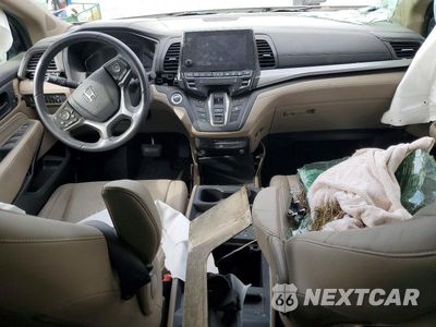 Zdjęcie 8 z 13 samochodu: 2018 HONDA ODYSSEY TOURING VIN:5FNRL6H87JB019448 - miniatura