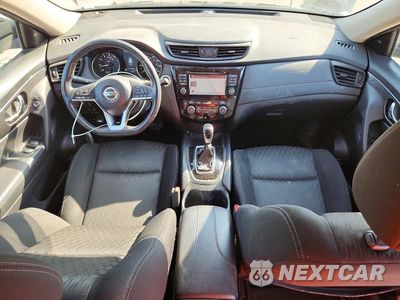Zdjęcie 8 z 13 samochodu: 2017 NISSAN ROGUE SV VIN:KNMAT2MT8HP513740 - miniatura