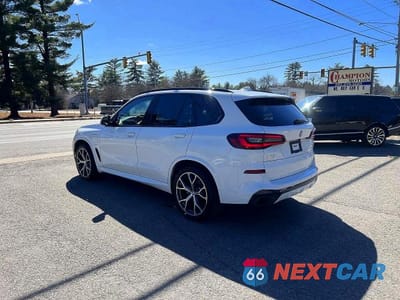 Trzecie zdjęcie samochodu z tyłu: 2021 BMW X5 XDRIVE45E VIN:5UXTA6C08M9D84086 - miniatura