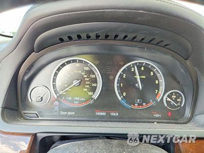 Zdjęcie 9 z 12 samochodu: 2013 BMW 750 XI VIN:WBAYB6C57DC998107 - miniatura