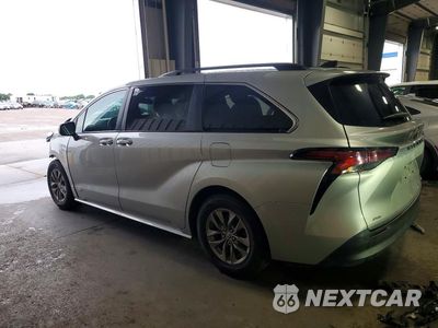 Drugie zdjęcie samochodu z przodu: 2021 TOYOTA SIENNA XLE VIN:5TDYSKFCXMS032824 - miniatura