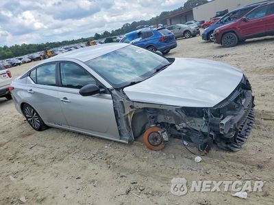 Czwarte zdjęcie samochodu z boku: 2024 NISSAN ALTIMA SV VIN:1N4BL4DV5RN325536 - miniatura