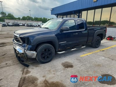 2008 GMC SIERRA K1500 1GTEK19J38Z287181 - główne zdjęcie licytacji z USA - miniatura