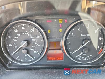 Zdjęcie 9 z 13 samochodu: 2011 BMW 328 XI VIN:WBAPK7G5XBNN78483 - miniatura