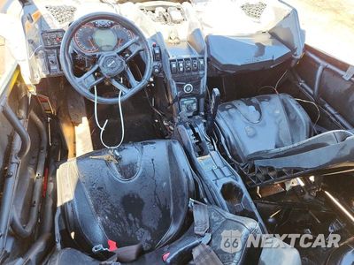 Zdjęcie 8 z 12 samochodu: 2019 CAN-AM MAVERICK X3 MAX X DS TURBO R VIN:3JBVEAW22KK000215 - miniatura