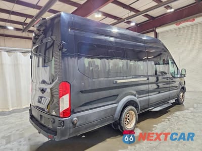 Trzecie zdjęcie samochodu z tyłu: 2019 FORD TRANSIT VIN:1FBVU4XGXKKA10597 - miniatura