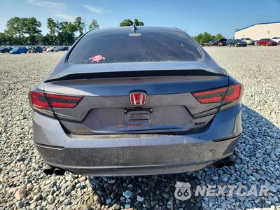 Zdjęcie 6 z 12 samochodu: 2018 HONDA ACCORD SPORT VIN:1HGCV2F35JA047579 - miniatura