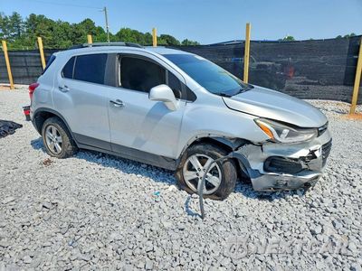 Czwarte zdjęcie samochodu z boku: 2018 CHEVROLET TRAX 1LT VIN:3GNCJPSB3JL415553 - miniatura