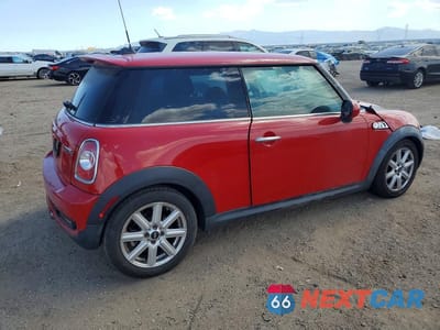 Trzecie zdjęcie samochodu z tyłu: 2012 MINI COOPER S VIN:WMWSV3C57CT385513 - miniatura