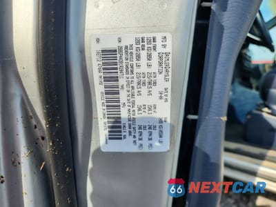 Zdjęcie 13 z 13 samochodu: 2001 DODGE GRAND CARAVAN SPORT VIN:2B8GP44391R204711 - miniatura
