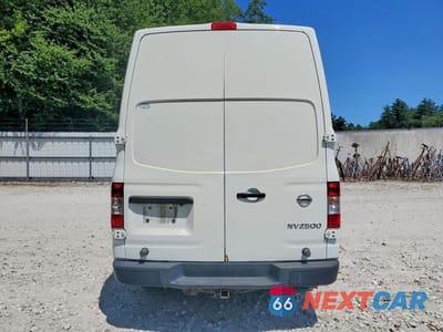 Zdjęcie 6 z 13 samochodu: 2018 NISSAN NV 2500 HD S VIN:1N6AF0LY3JN818117 - miniatura
