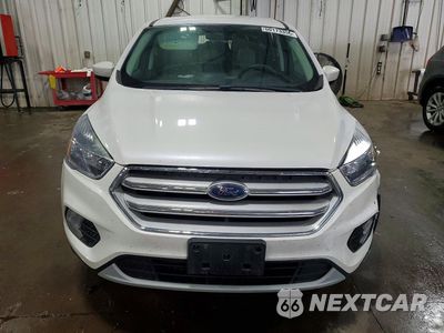 Piąte zdjęcie samochodu w środku: 2019 FORD ESCAPE SE VIN:1FMCU9GD5KUB61126 - miniatura