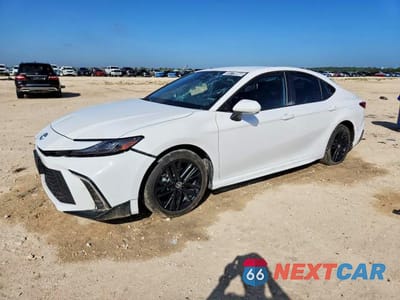 2025 TOYOTA CAMRY SE 4T1DAACK6SU581027 - główne zdjęcie licytacji z USA - miniatura