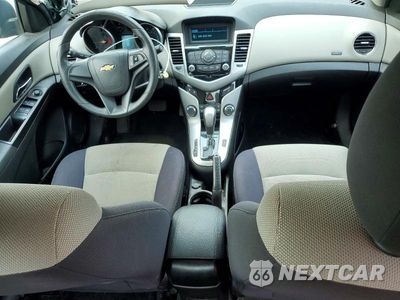 Zdjęcie 8 z 12 samochodu: 2014 CHEVROLET CRUZE LS VIN:1G1PA5SG8E7173405 - miniatura