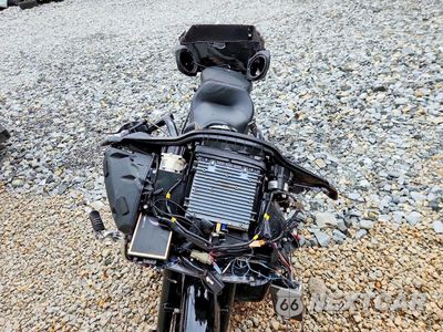 Piąte zdjęcie samochodu w środku: 2016 HARLEY-DAVIDSON FLTRXS ROAD GLIDE SPECIAL VIN:1HD1KTM12GB620316 - miniatura