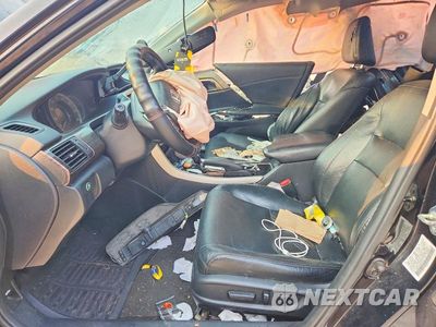 Zdjęcie 7 z 12 samochodu: 2016 HONDA ACCORD EXL VIN:1HGCR2F85GA131703 - miniatura