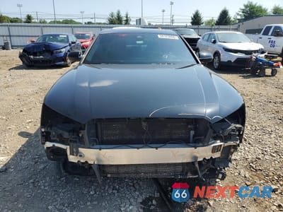 Piąte zdjęcie samochodu w środku: 2017 AUDI A8 L QUATTRO VIN:WAU43AFD1HN010394 - miniatura