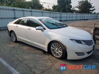 Czwarte zdjęcie samochodu z boku: 2013 LINCOLN MKZ VIN:3LN6L2JK1DR800983 - miniatura