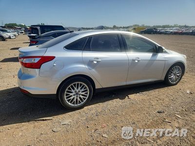 Trzecie zdjęcie samochodu z tyłu: 2012 FORD FOCUS SEL VIN:1FAHP3H20CL347228 - miniatura