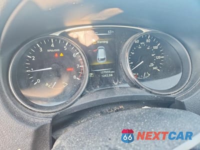 Zdjęcie 9 z 13 samochodu: 2015 NISSAN ROGUE S VIN:KNMAT2MV0FP581187 - miniatura