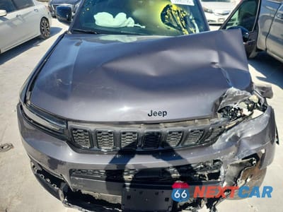 Zdjęcie 12 z 13 samochodu: 2024 JEEP GRAND CHEROKEE L LAREDO VIN:1C4RJJAG4R8626932 - miniatura