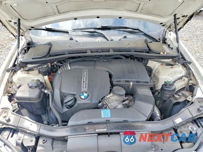 Zdjęcie 11 z 12 samochodu: 2011 BMW 335 XI VIN:WBAPL5C57BA917411 - miniatura