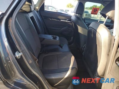 Zdjęcie 11 z 13 samochodu: 2023 KIA SELTOS S VIN:KNDEU2AA9P7369244 - miniatura