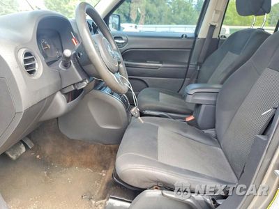 Zdjęcie 7 z 12 samochodu: 2014 JEEP PATRIOT SPORT VIN:1C4NJPBA8ED510193 - miniatura